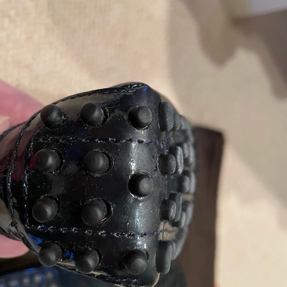 Tod’s Gommino Driving Moccasins, navy blue patent, size 7, beautiful condition - Picture 8 of 10